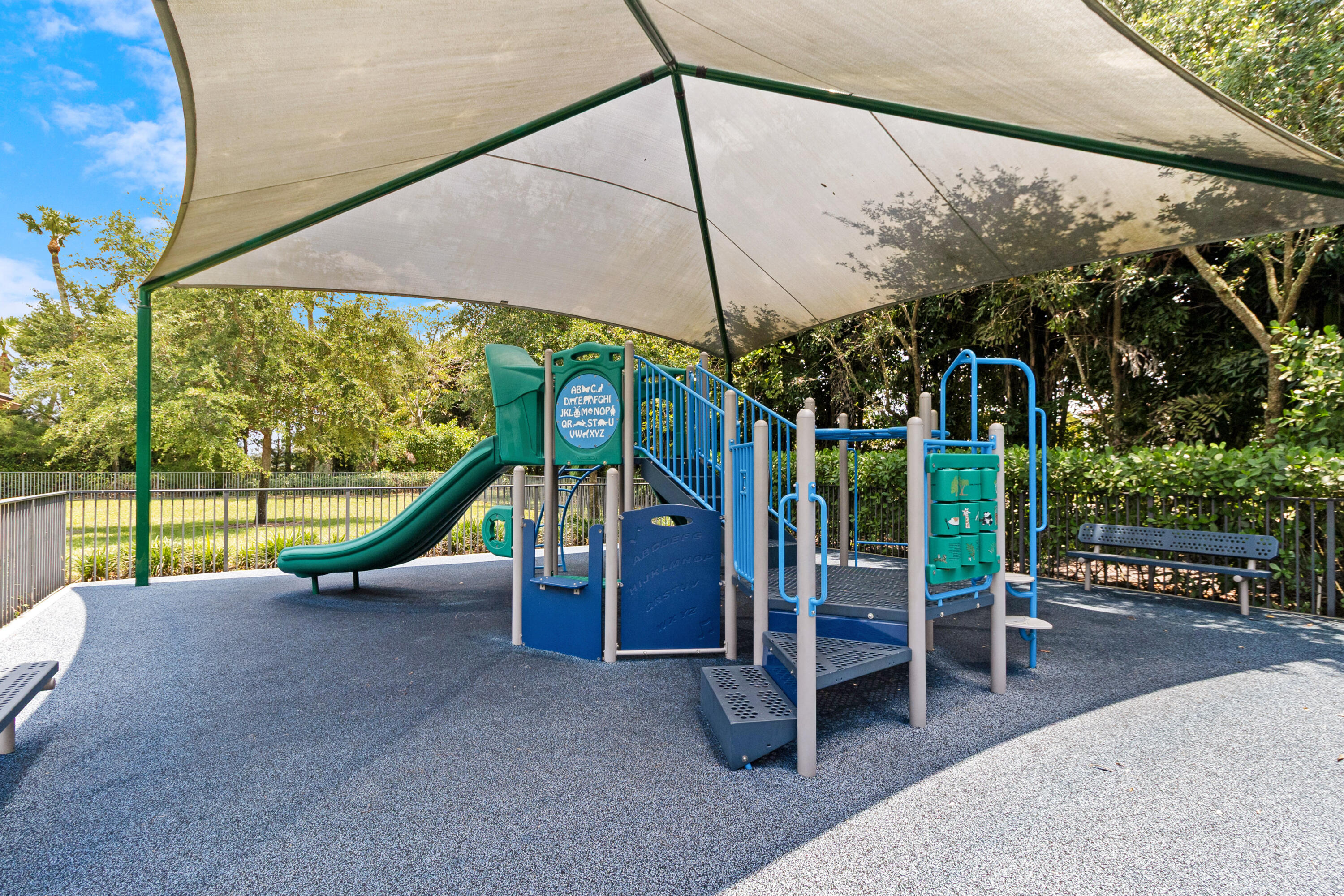 PALM MEADOWS ESTATES - Residential