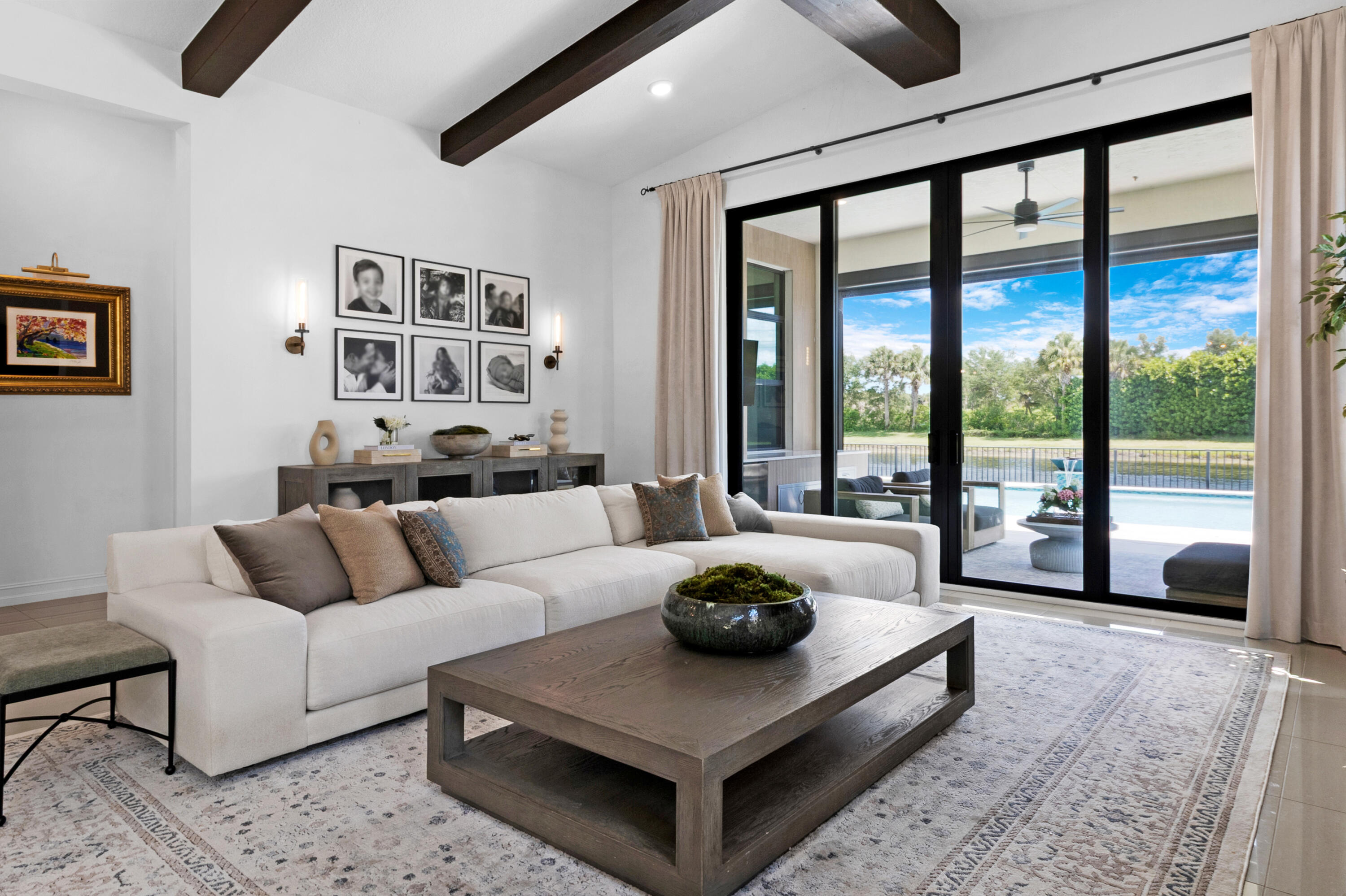 PALM MEADOWS ESTATES - Residential