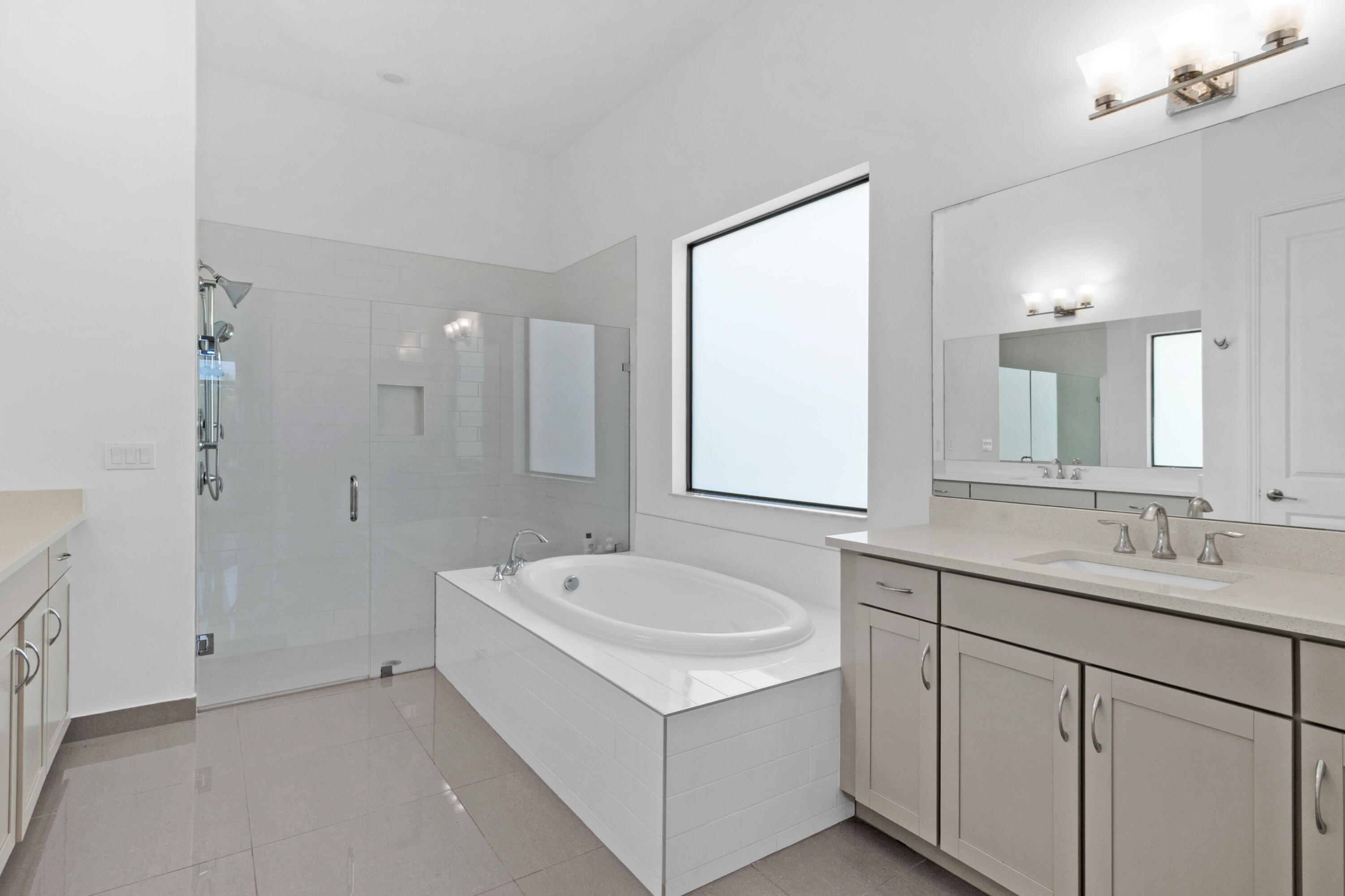 PALM MEADOWS ESTATES - Residential