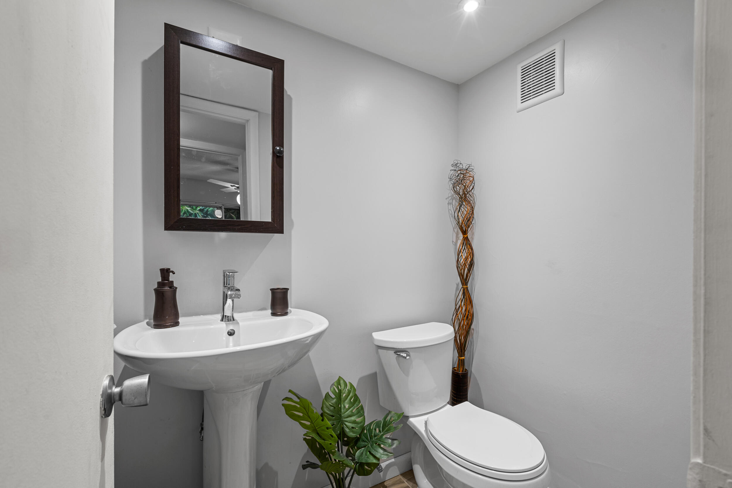 CENTURY VILLAGE -DORCHESTER CONDO - Residential