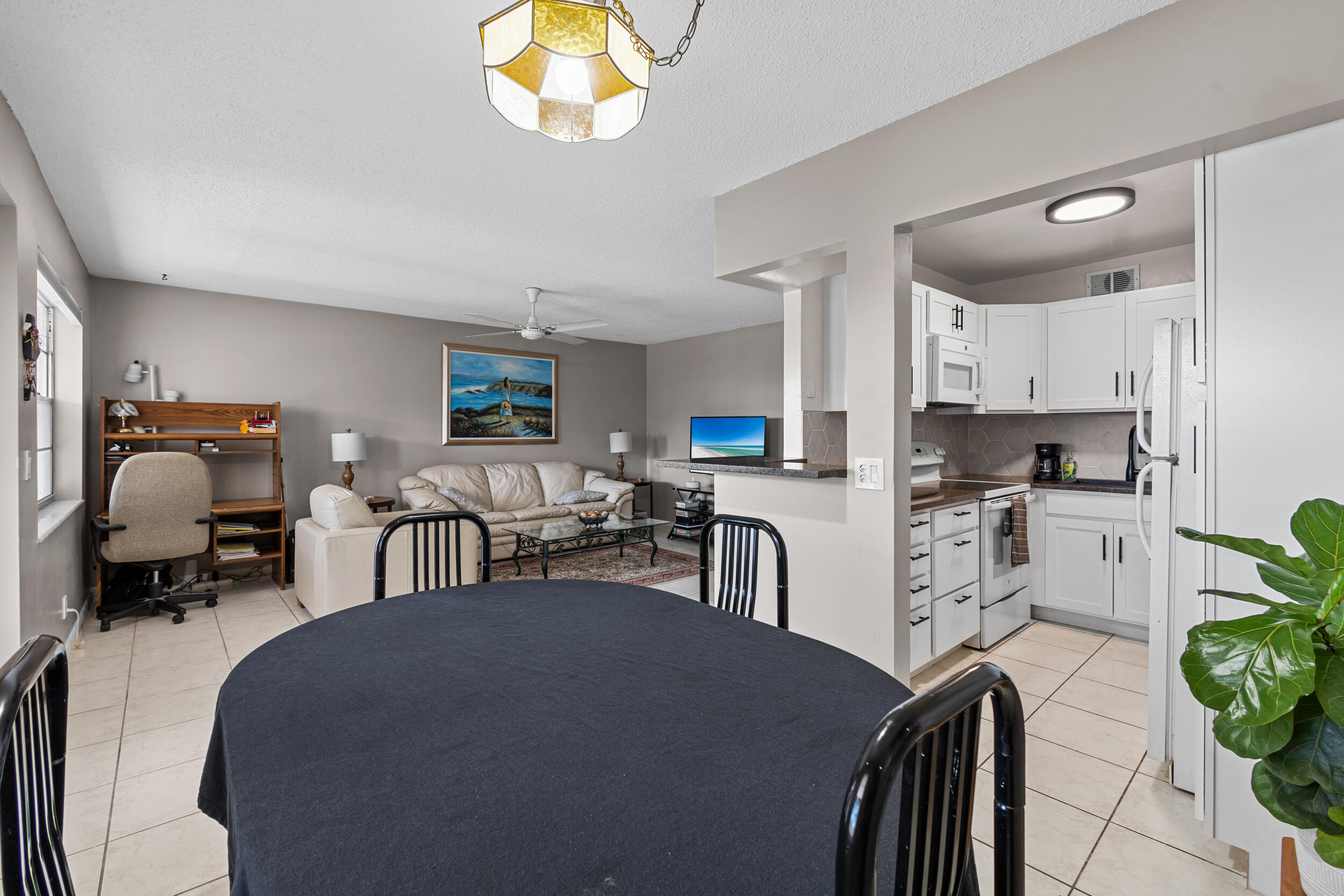 CENTURY VILLAGE -DORCHESTER CONDO - Residential