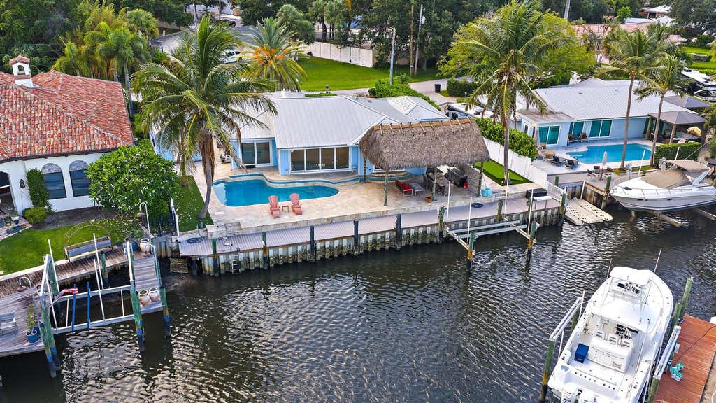 Photo of 11360 W Teach Road, Palm Beach Gardens, FL 33410 (MLS # B26043230)