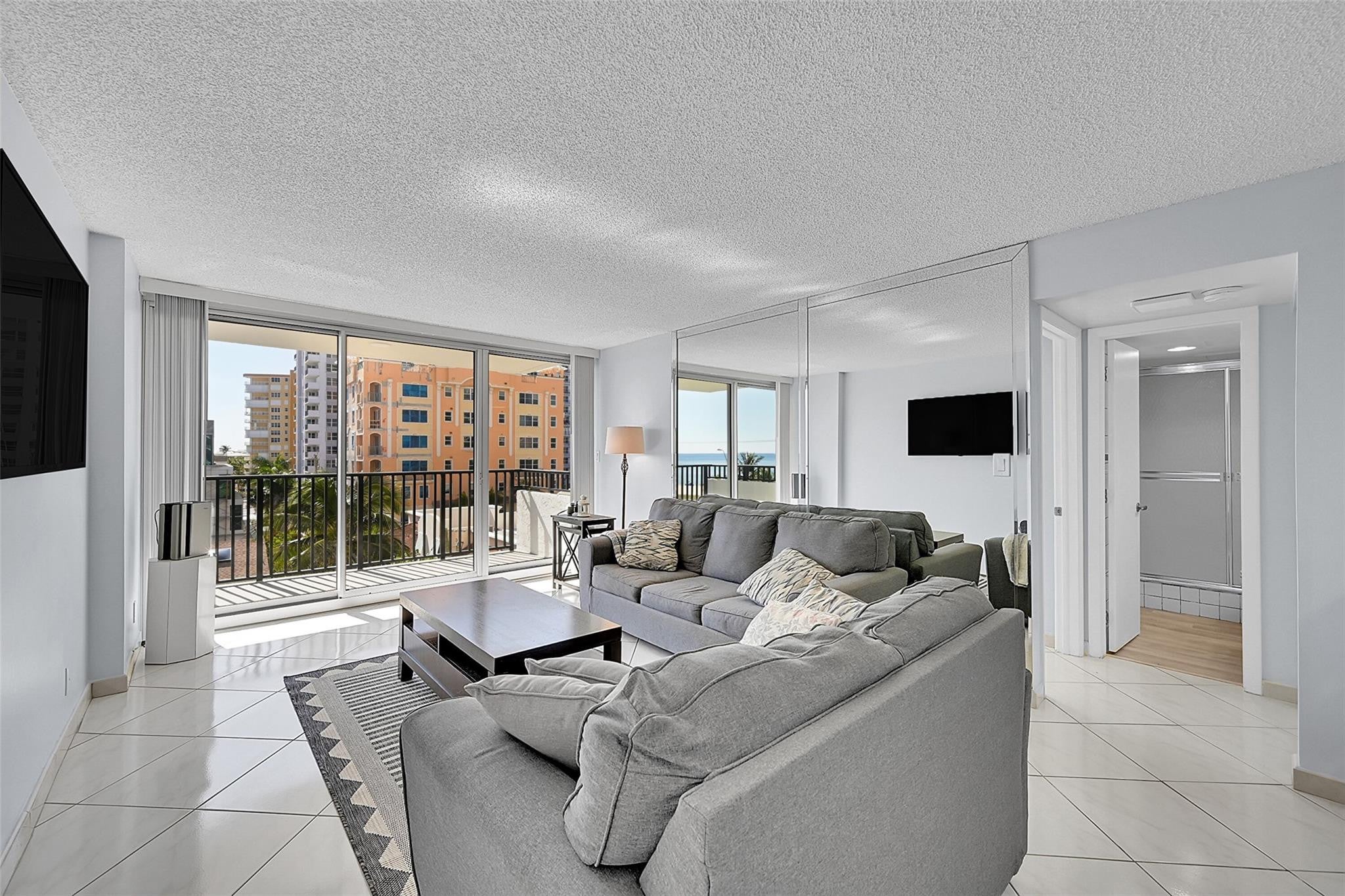 525 N OCEAN Boulevard 623