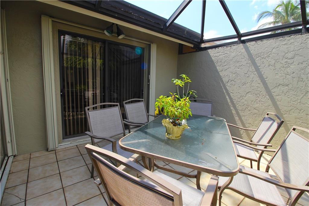 MEADOWS 300 - Residential