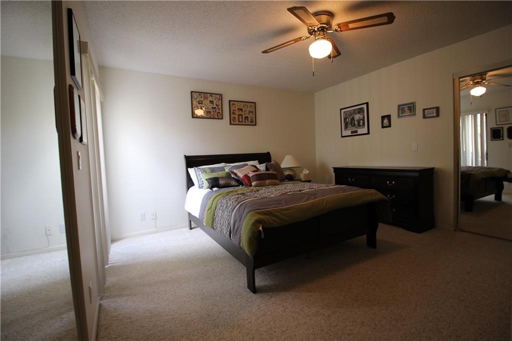 MEADOWS 300 - Residential