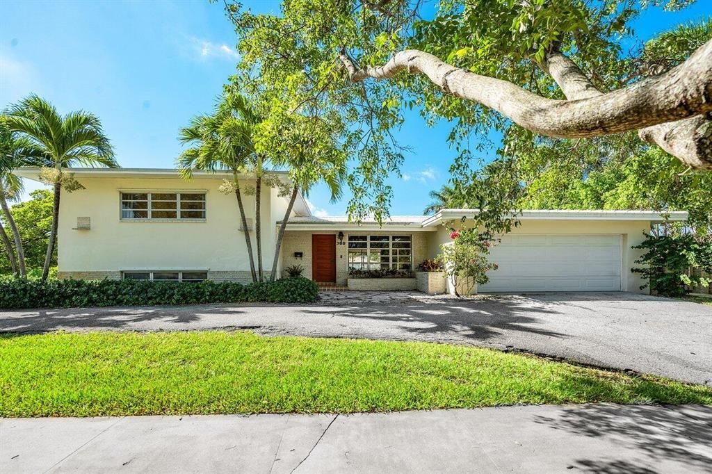 Photo of 500 Anchorage Drive, North Palm Beach, FL 33408 (MLS # R10824964)