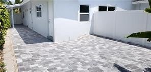 2408 NE 4th Street