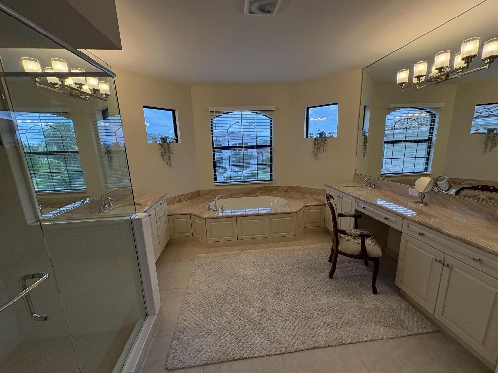 SEVEN BRIDGES - Residential Lease