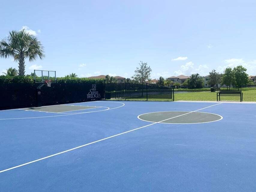 SEVEN BRIDGES - Residential Lease