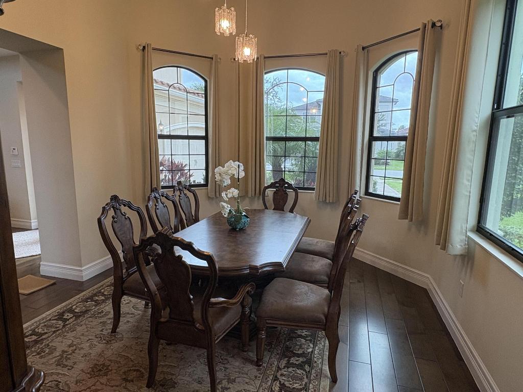 SEVEN BRIDGES - Residential Lease