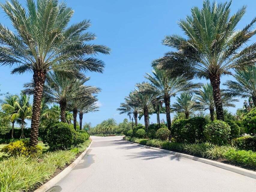 SEVEN BRIDGES - Residential Lease