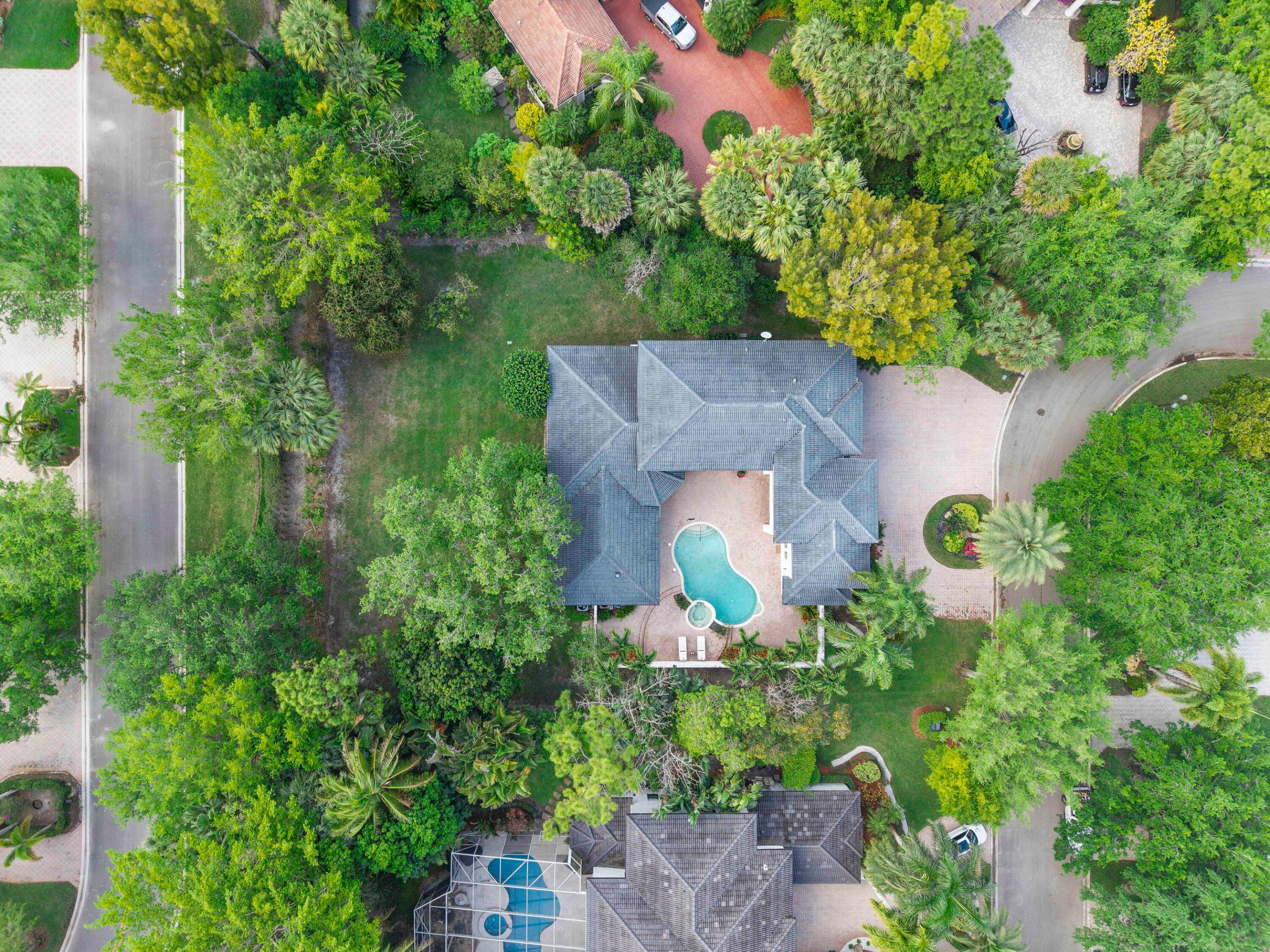 IN THE PINES - Residential