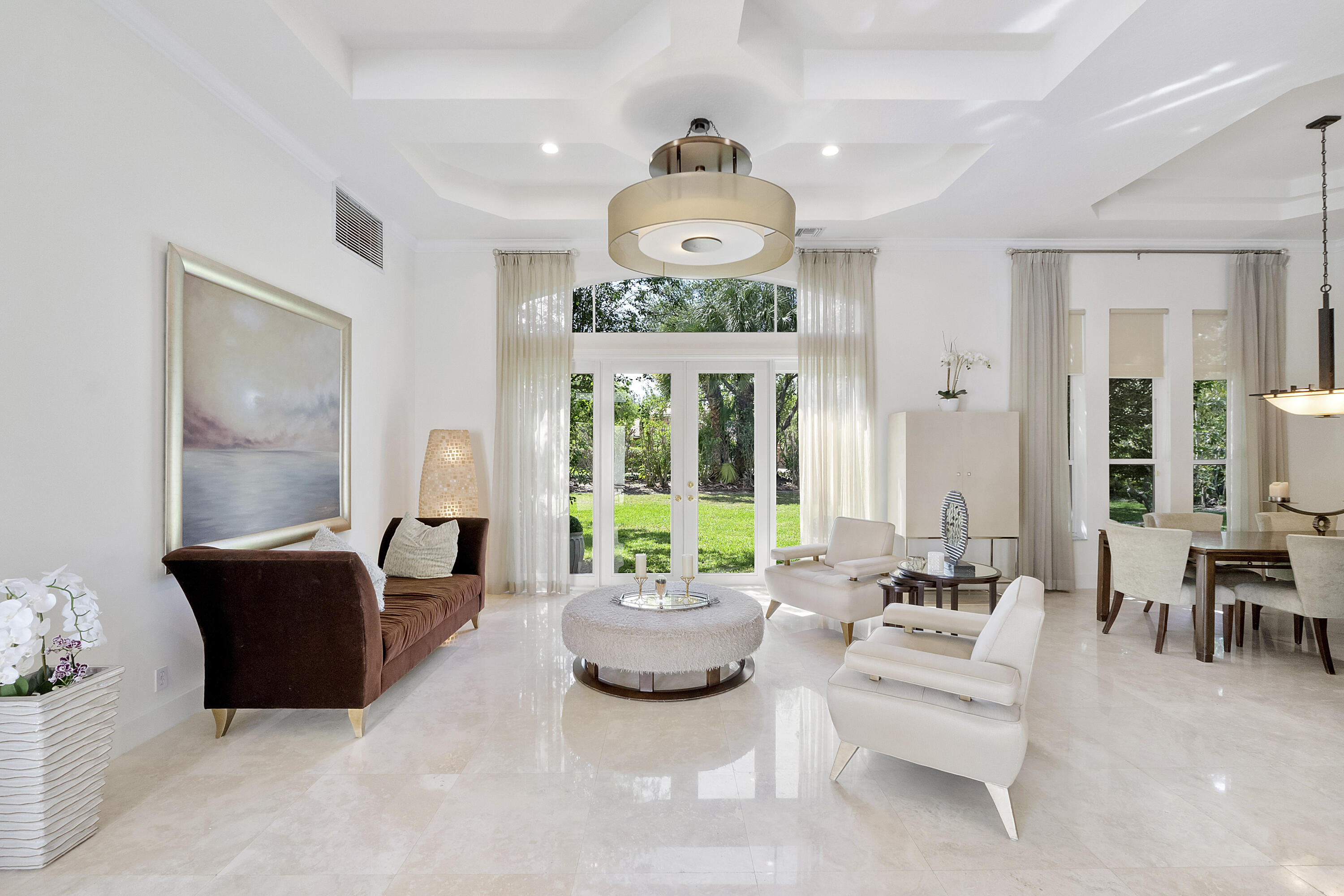 IN THE PINES - Residential