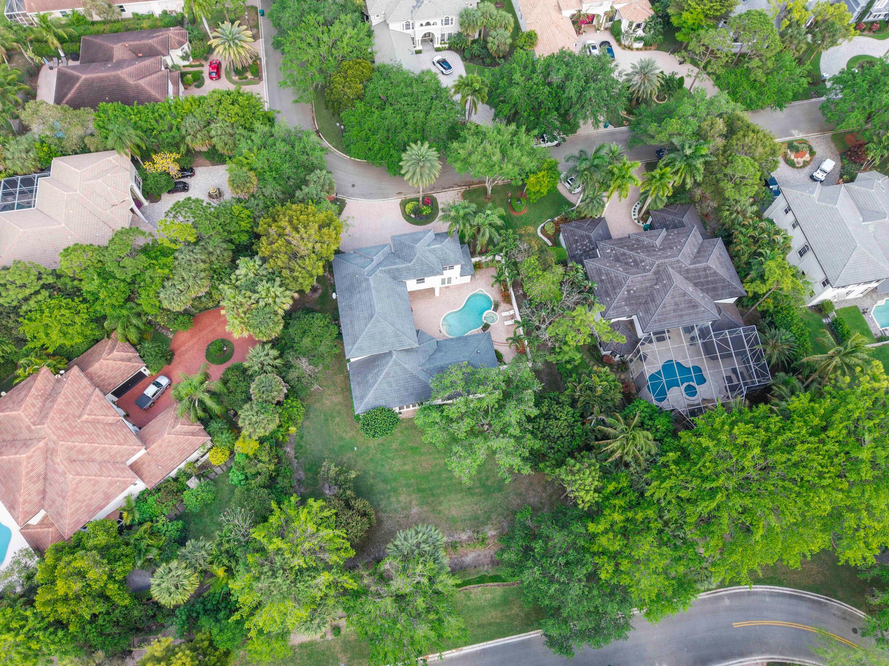 IN THE PINES - Residential