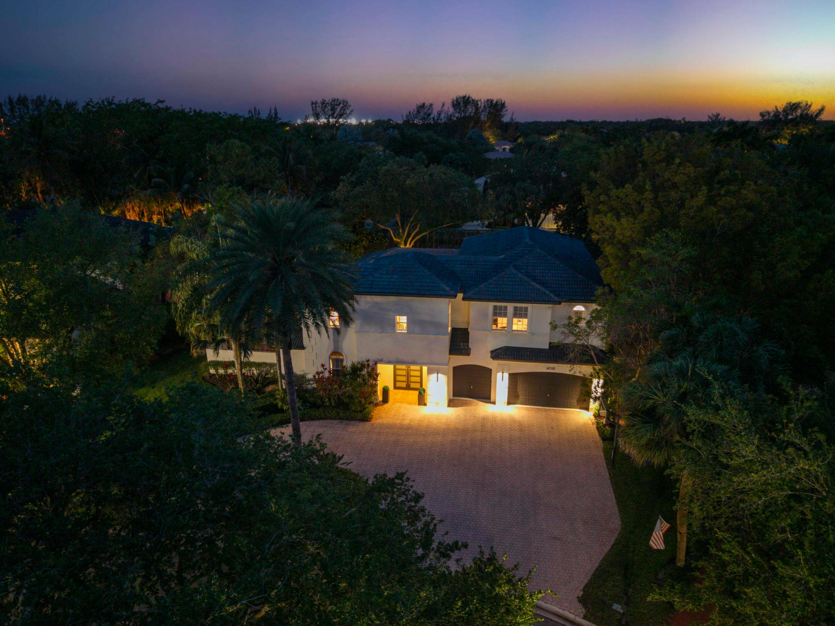 IN THE PINES - Residential