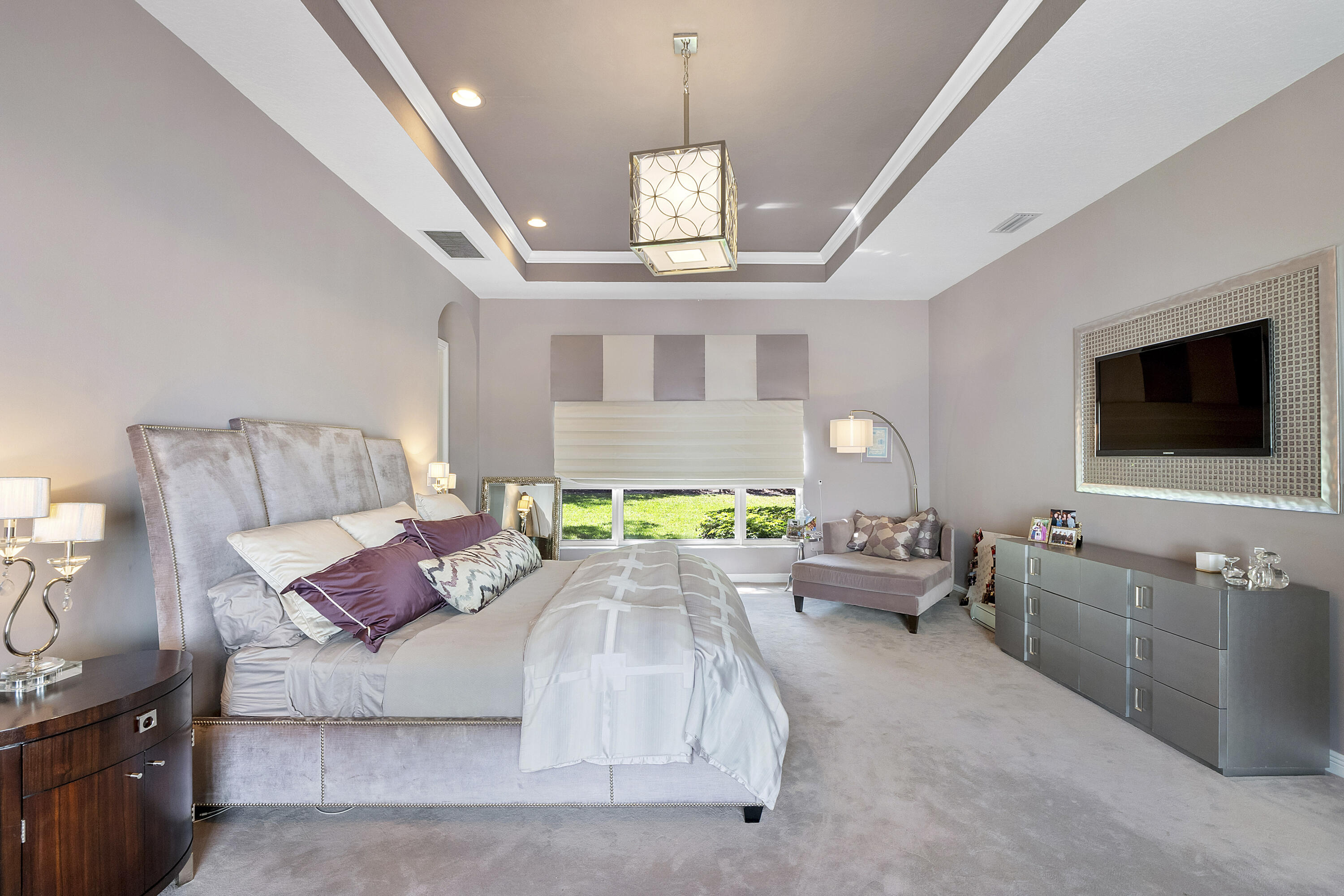 IN THE PINES - Residential