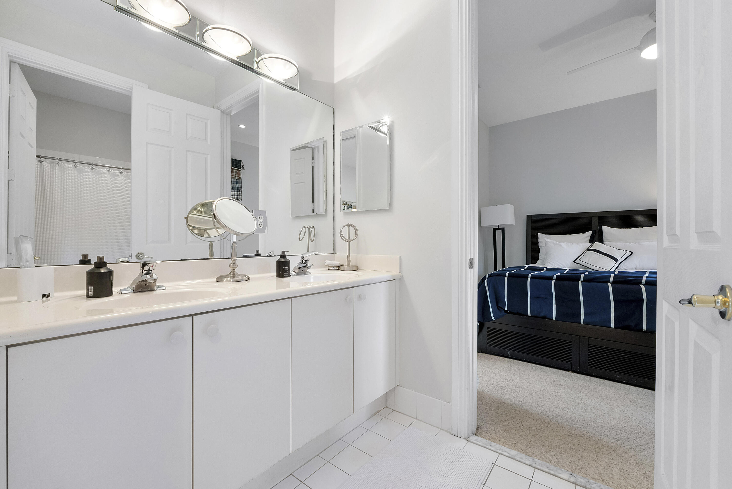 IN THE PINES - Residential