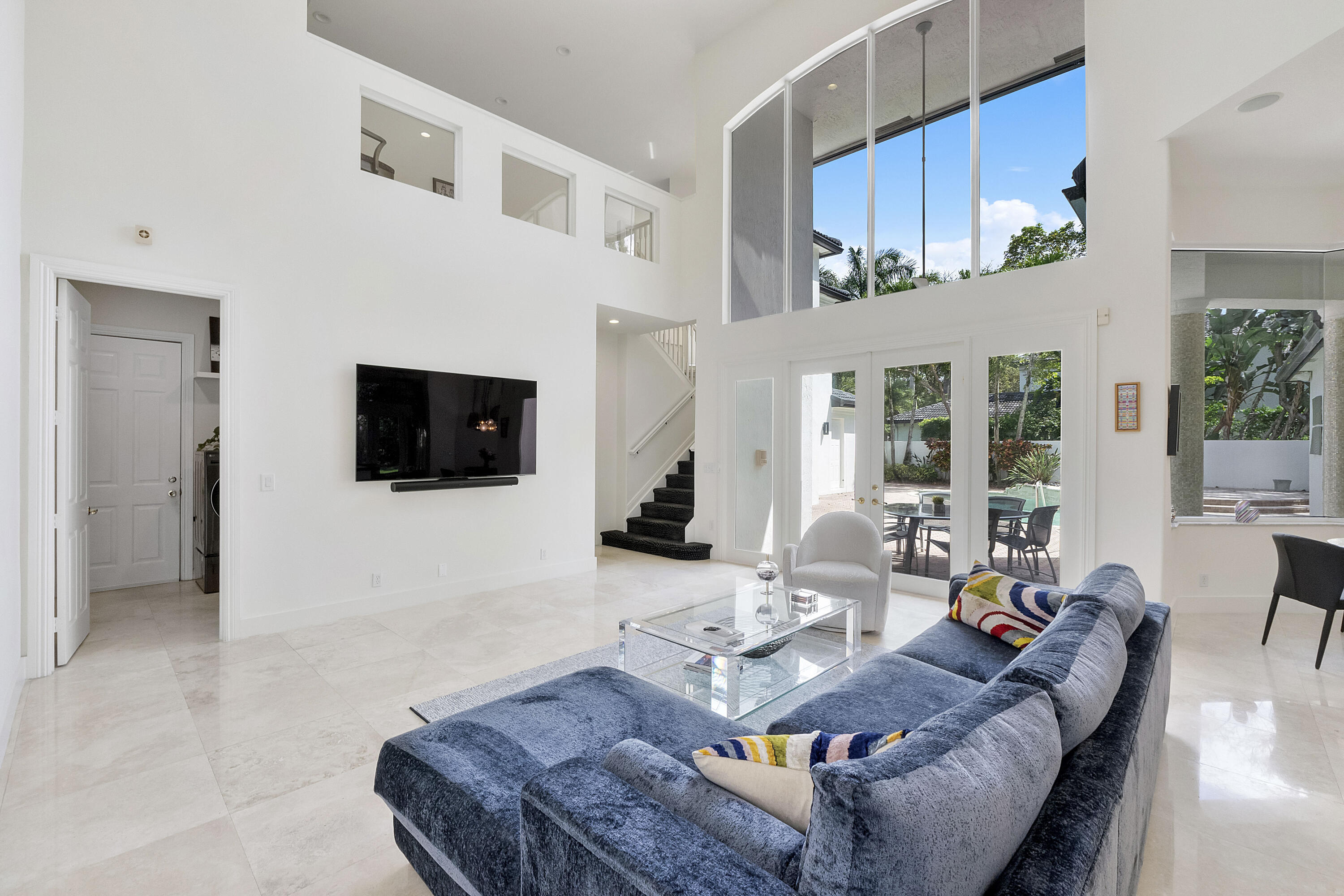 IN THE PINES - Residential