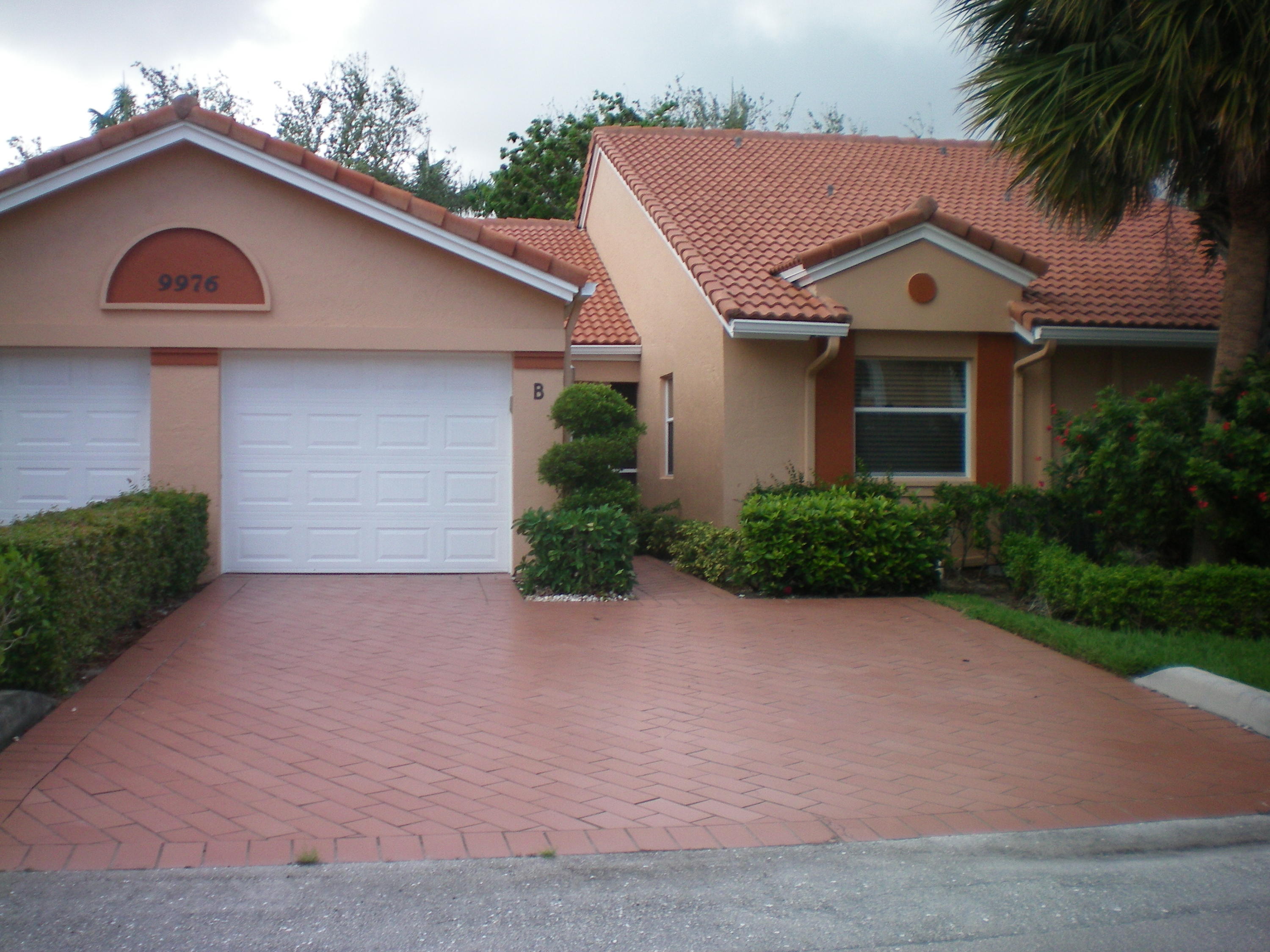 PALM ISLES I, II AND III CONDOS - Residential