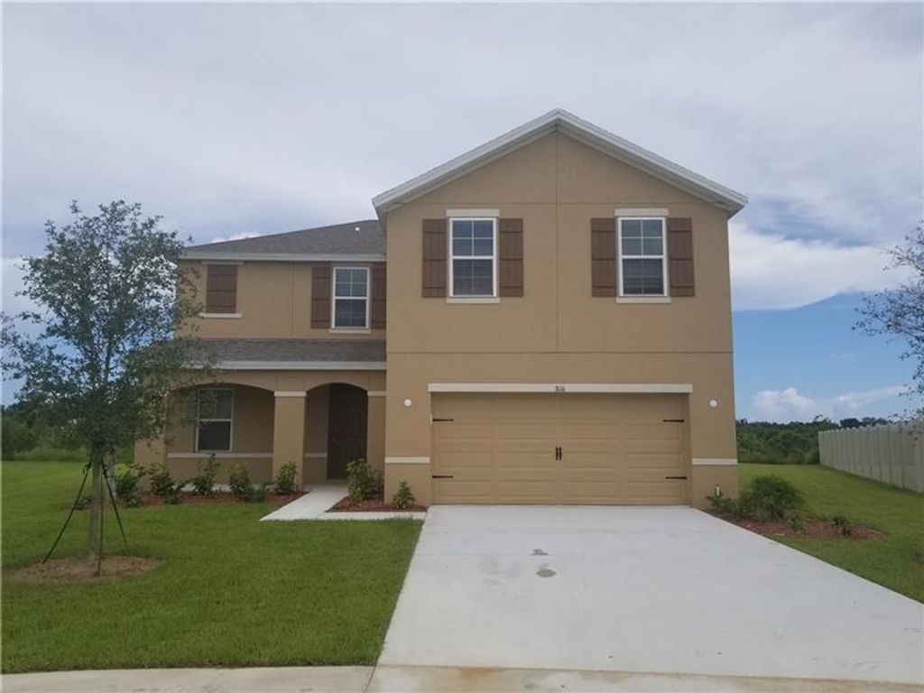 Photo of 3116 Yellowstone Circle, Fort Pierce, FL 34945 (MLS # R10741965)