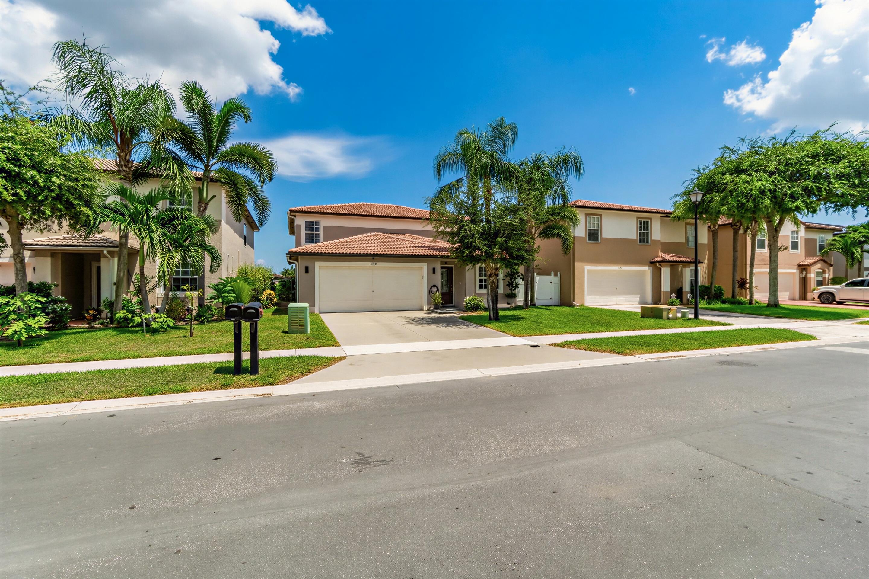 Properties 6642 Rainwood Cove Lane