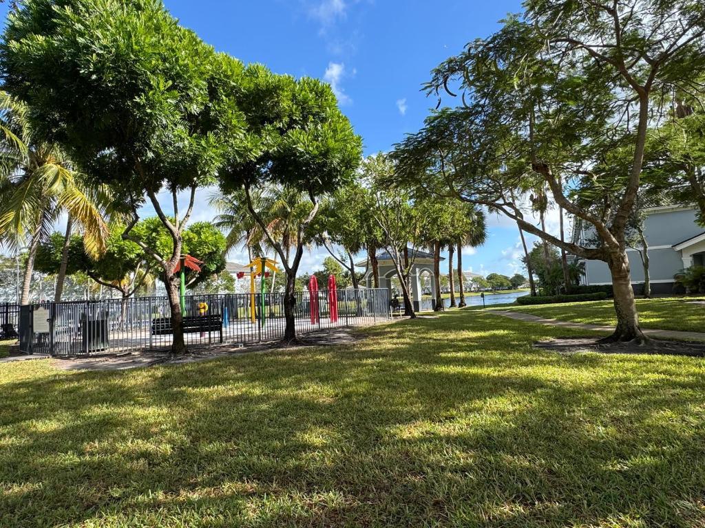 GEORGETOWN - Residential Lease