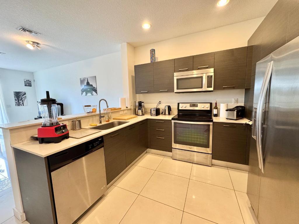 GEORGETOWN - Residential Lease