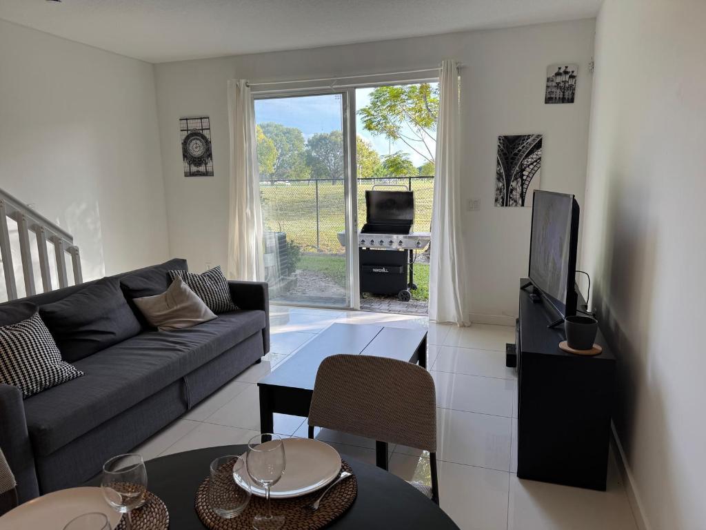 GEORGETOWN - Residential Lease