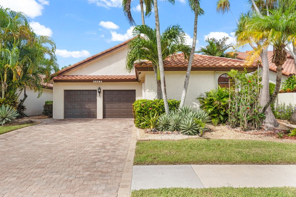 Photo of 22584 Esplanada Circle W, Boca Raton, FL 33433 (MLS # R11127415)