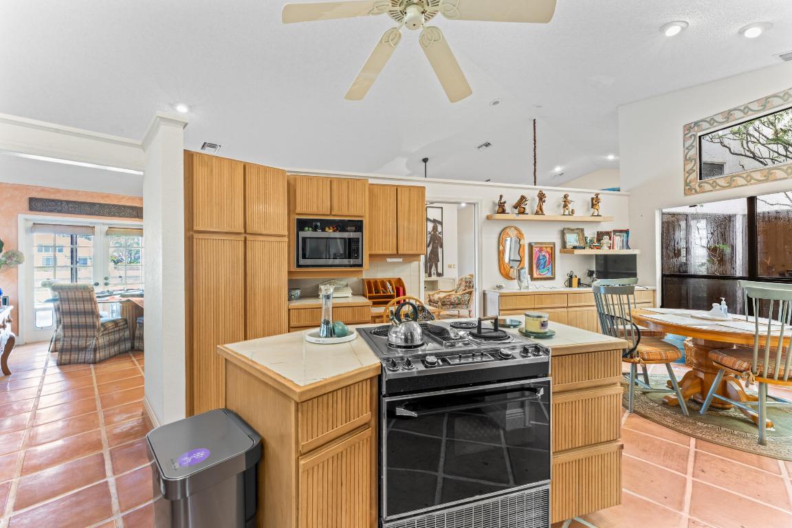 ESPLANADA AT BOCA POINTE - Residential