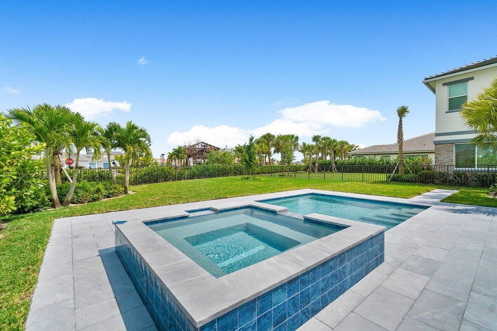 Photo of 12289 Waterstone Circle, Palm Beach Gardens, FL 33412 (MLS # R10981190)