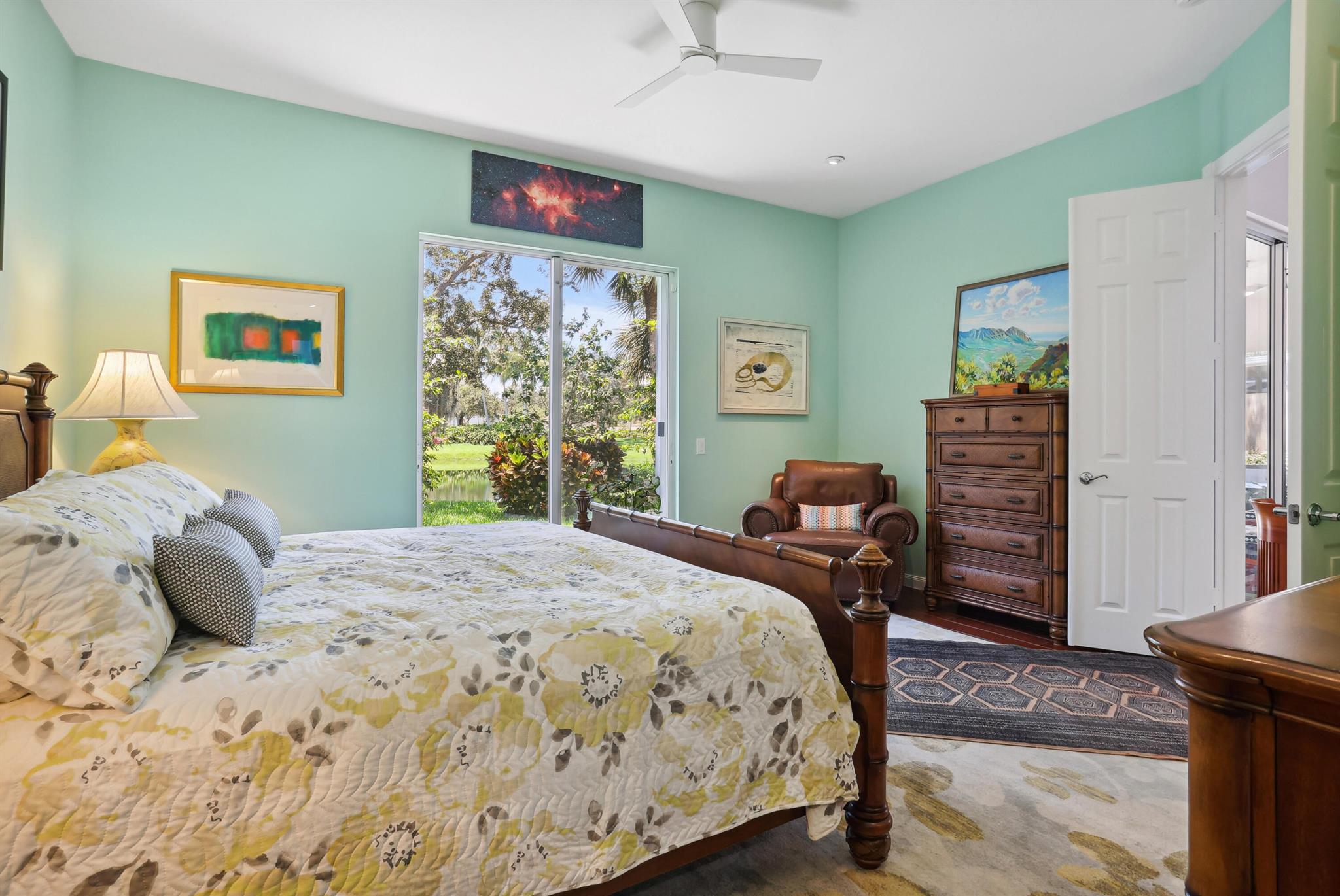 RIVERWALK - Residential