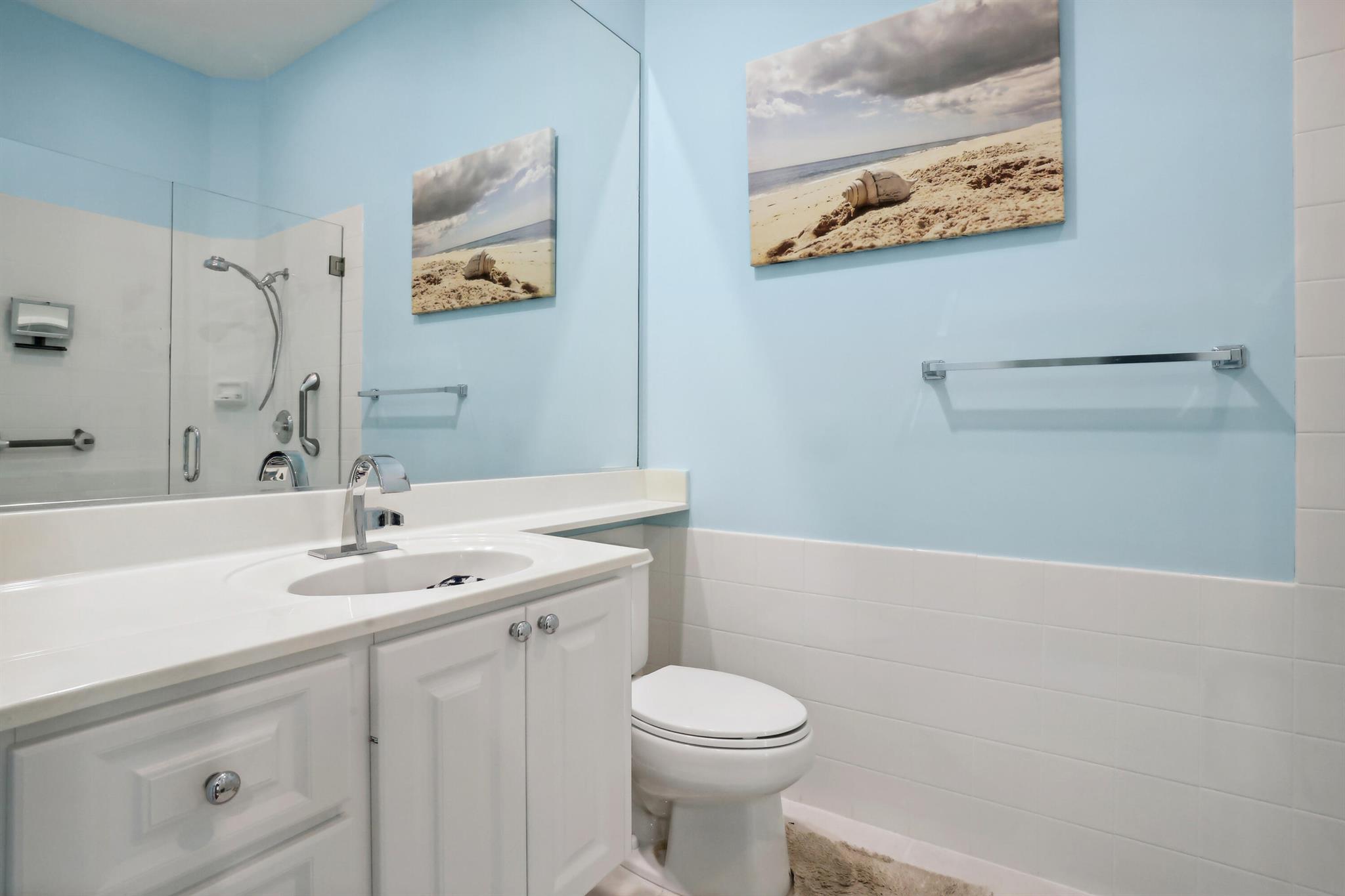 RIVERWALK - Residential