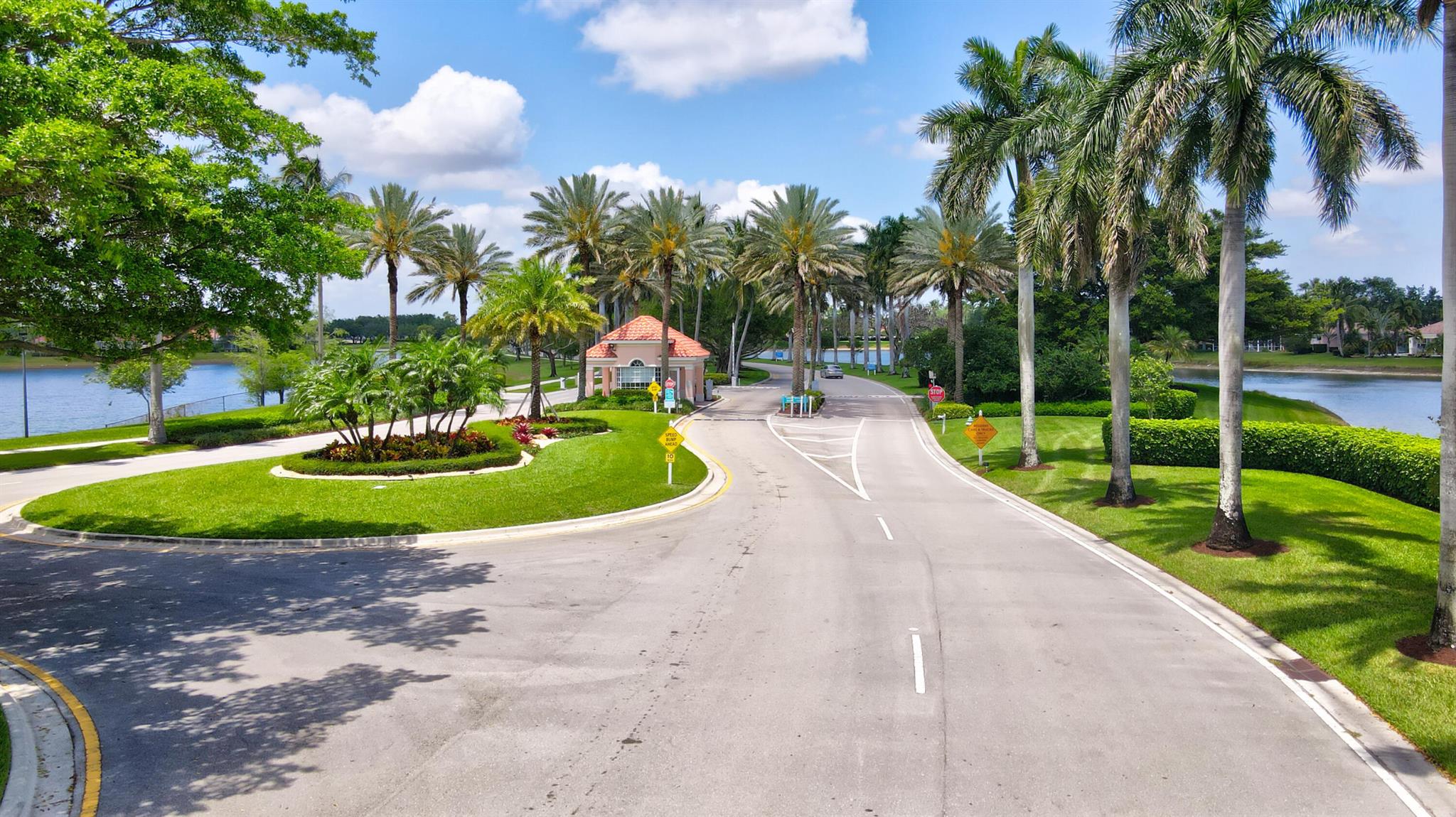 RIVERWALK - Residential