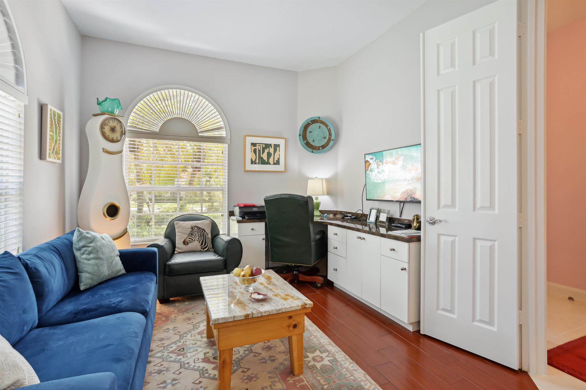 RIVERWALK - Residential