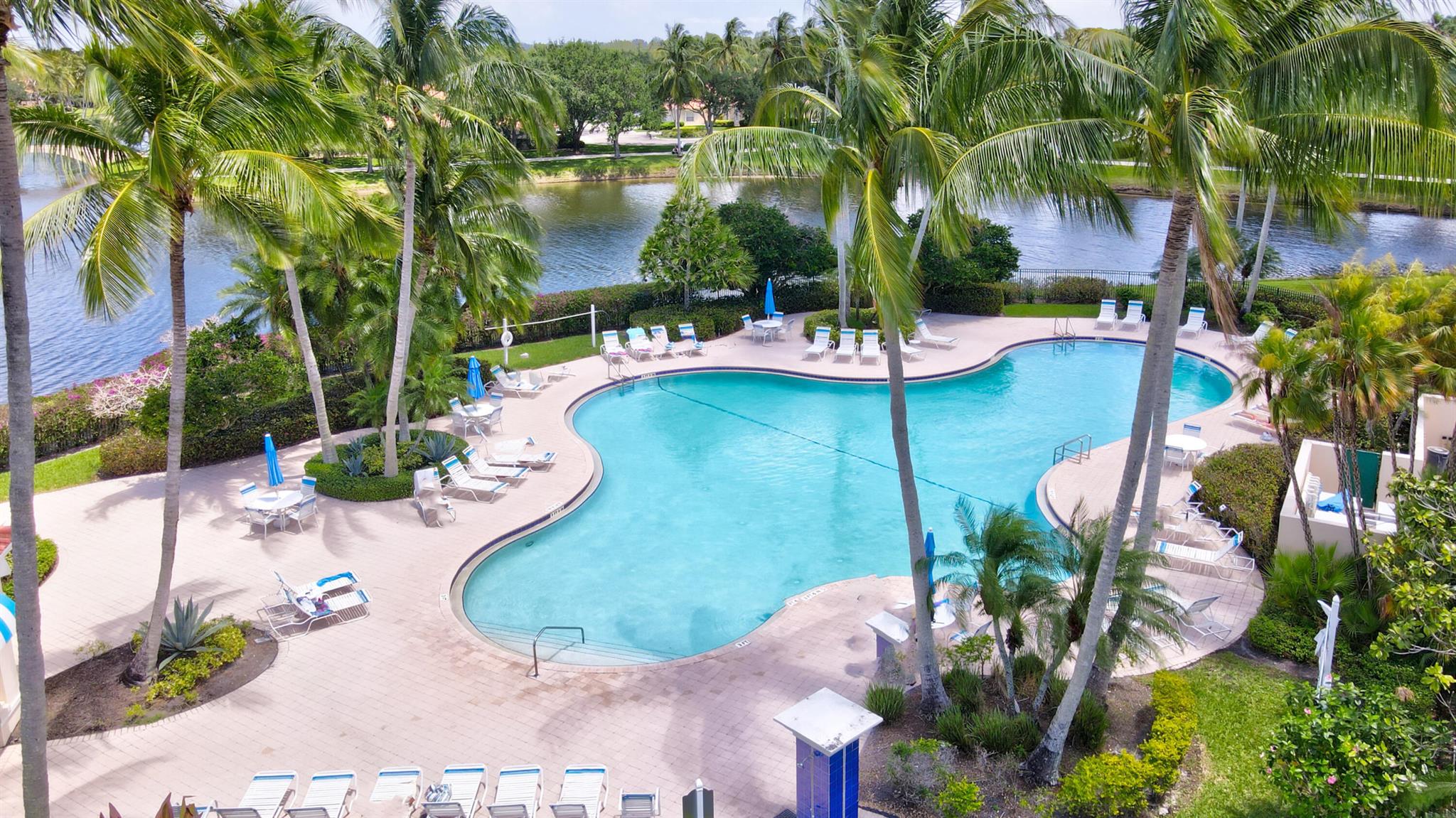 RIVERWALK - Residential