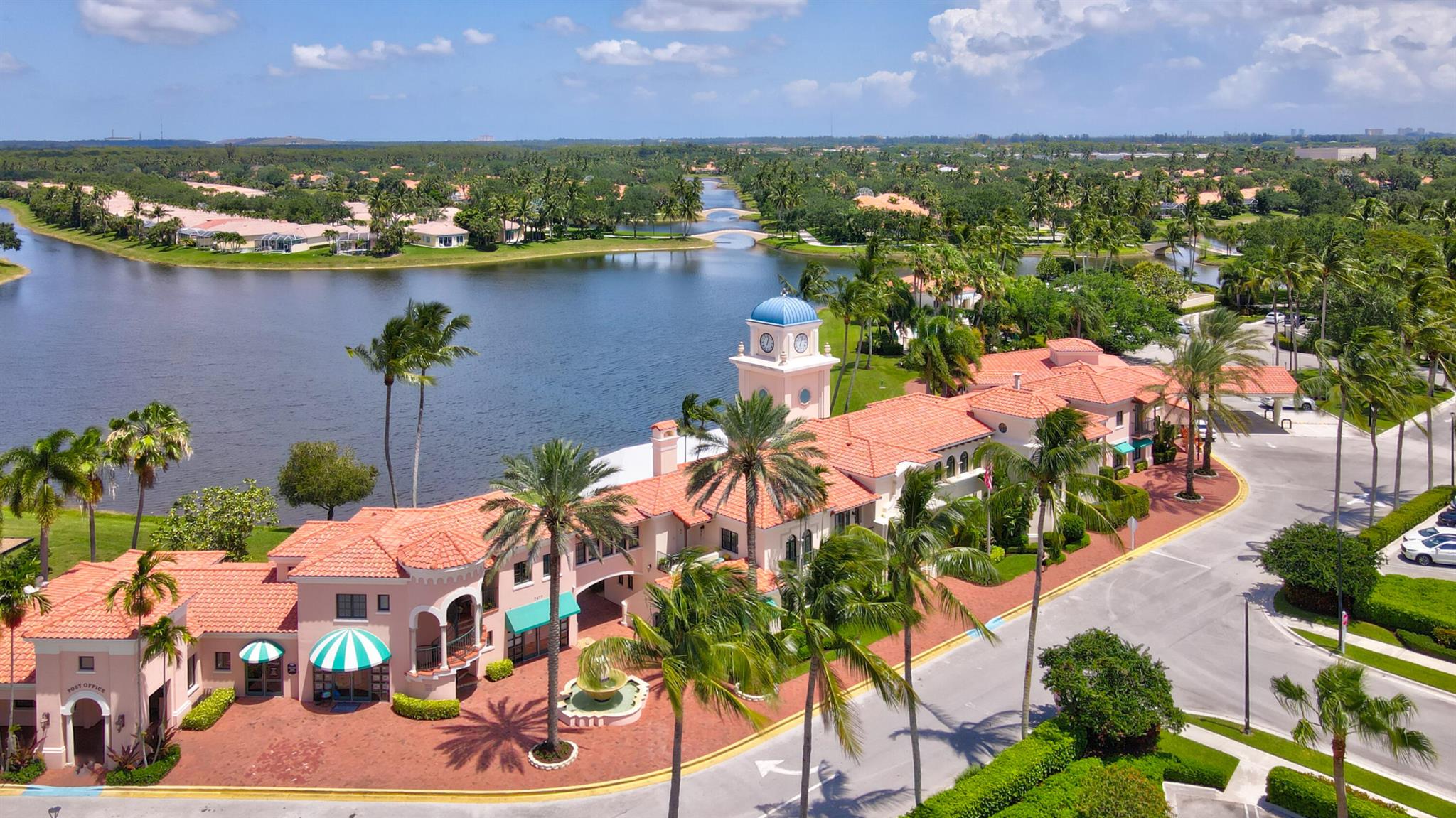 RIVERWALK - Residential