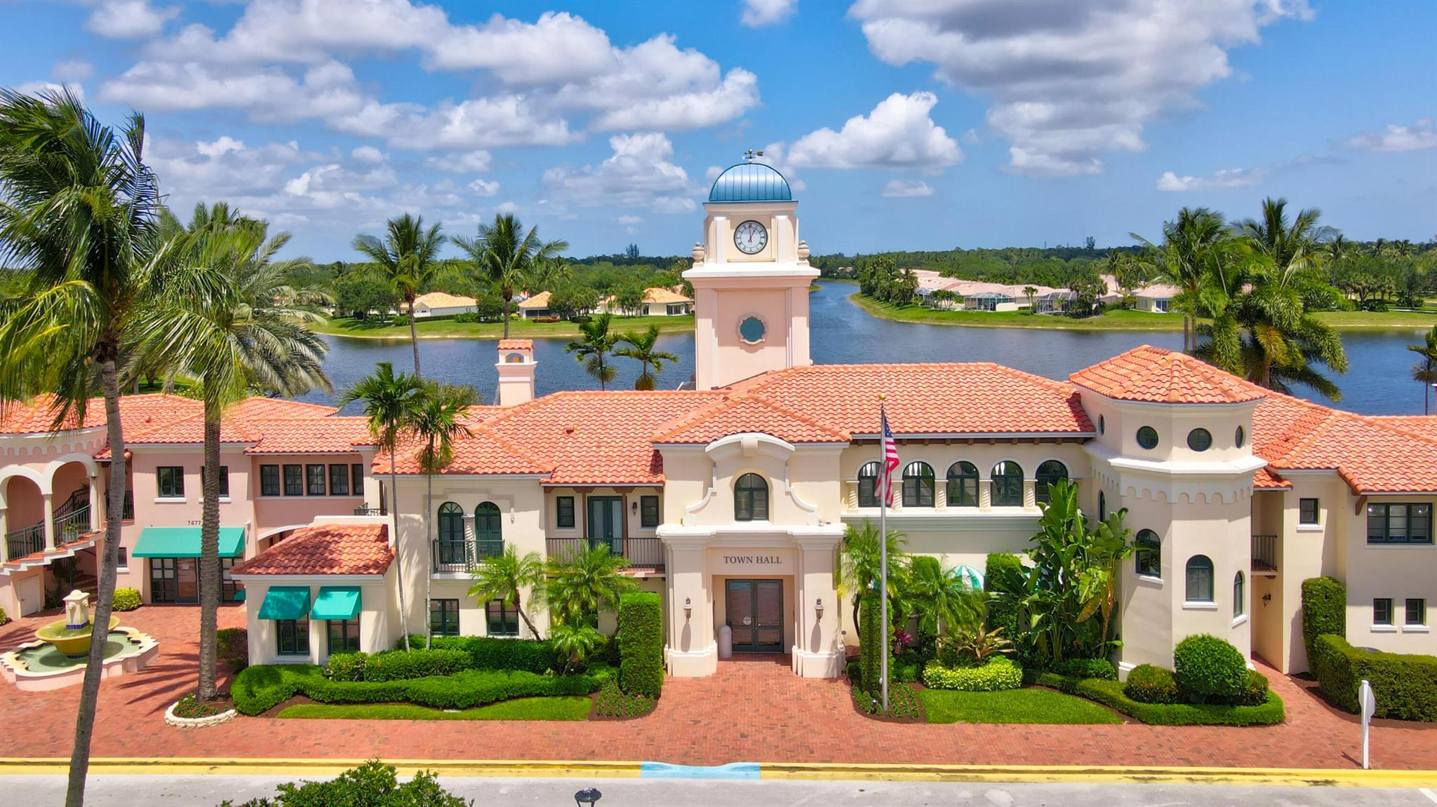 RIVERWALK - Residential