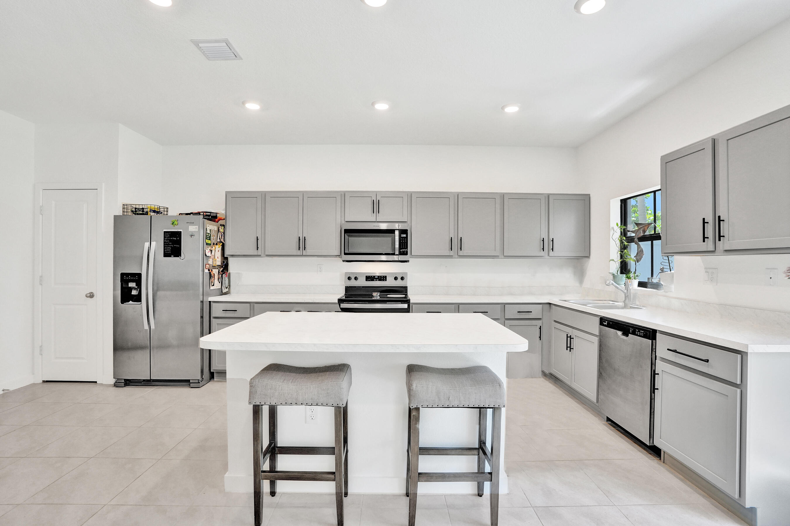 HIGHLAND OAKS - Residential