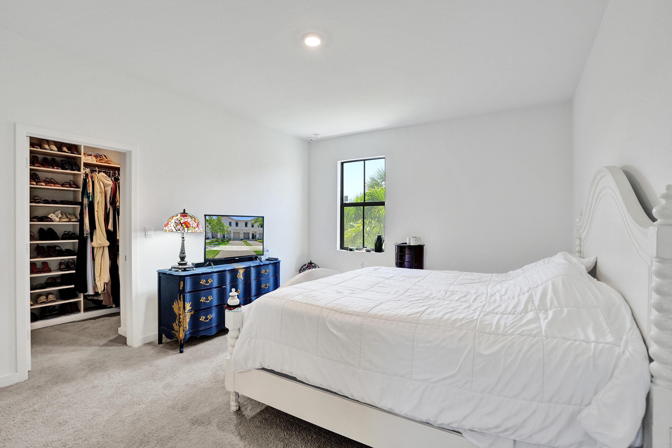 HIGHLAND OAKS - Residential