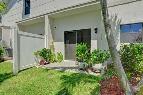 Tiny photo for 975 NW 3rd Terrace, Pompano Beach, FL 33060 (MLS # B26027056)