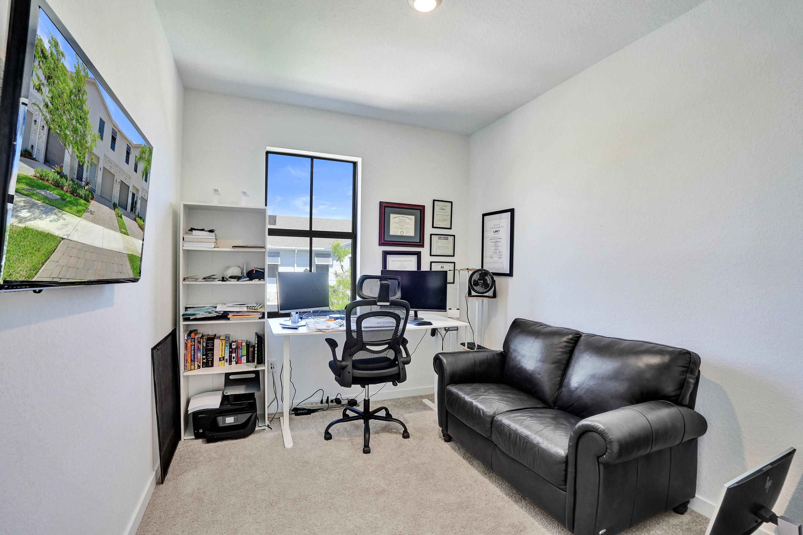 HIGHLAND OAKS - Residential