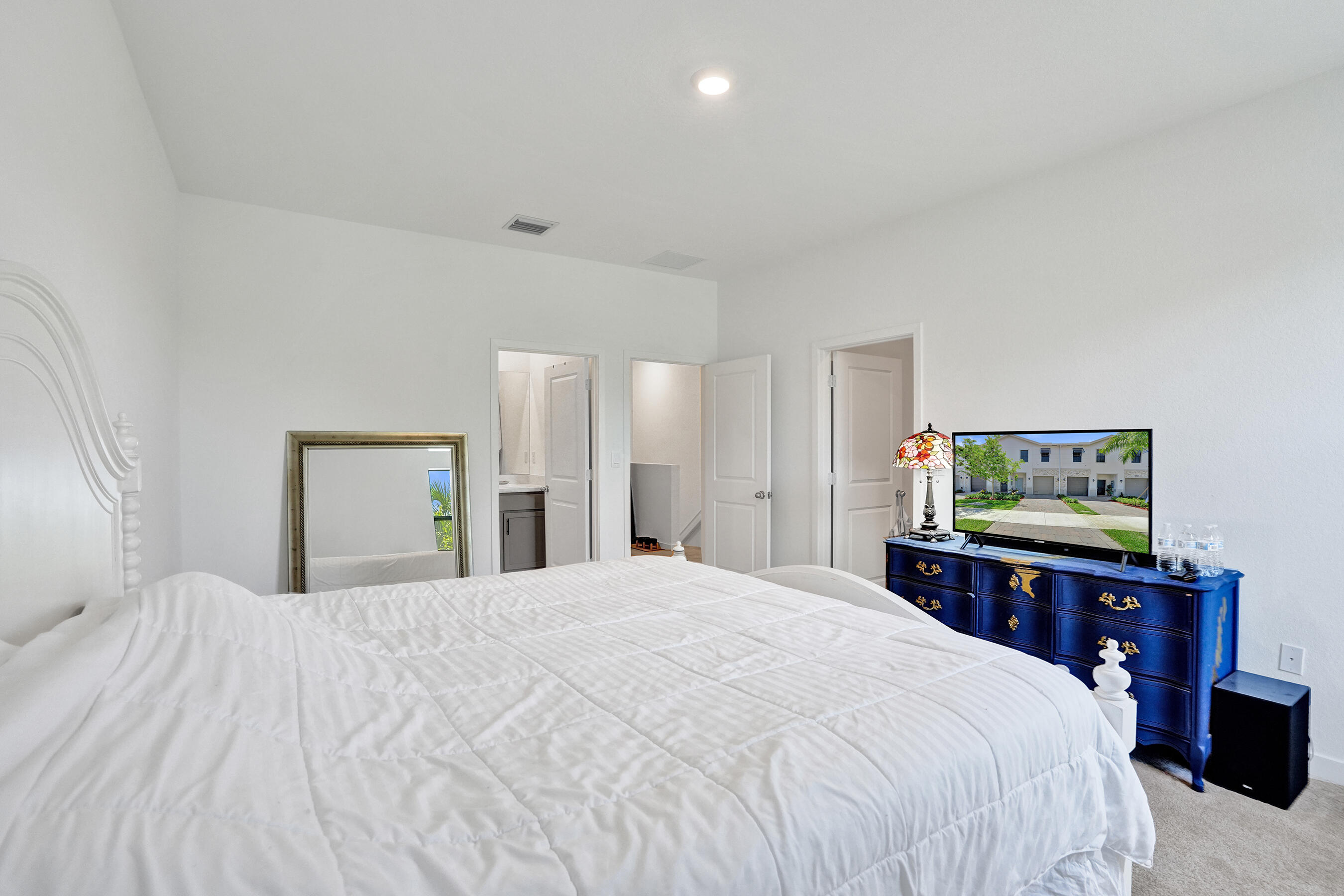 HIGHLAND OAKS - Residential