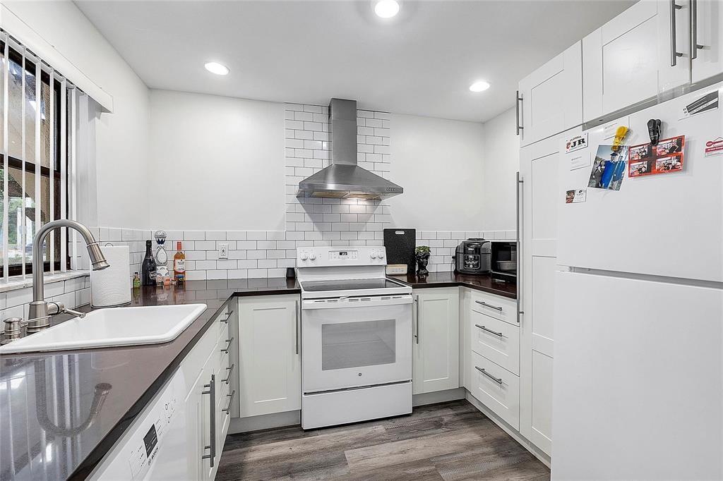 RAINTREE FOREST CONDO - Residential