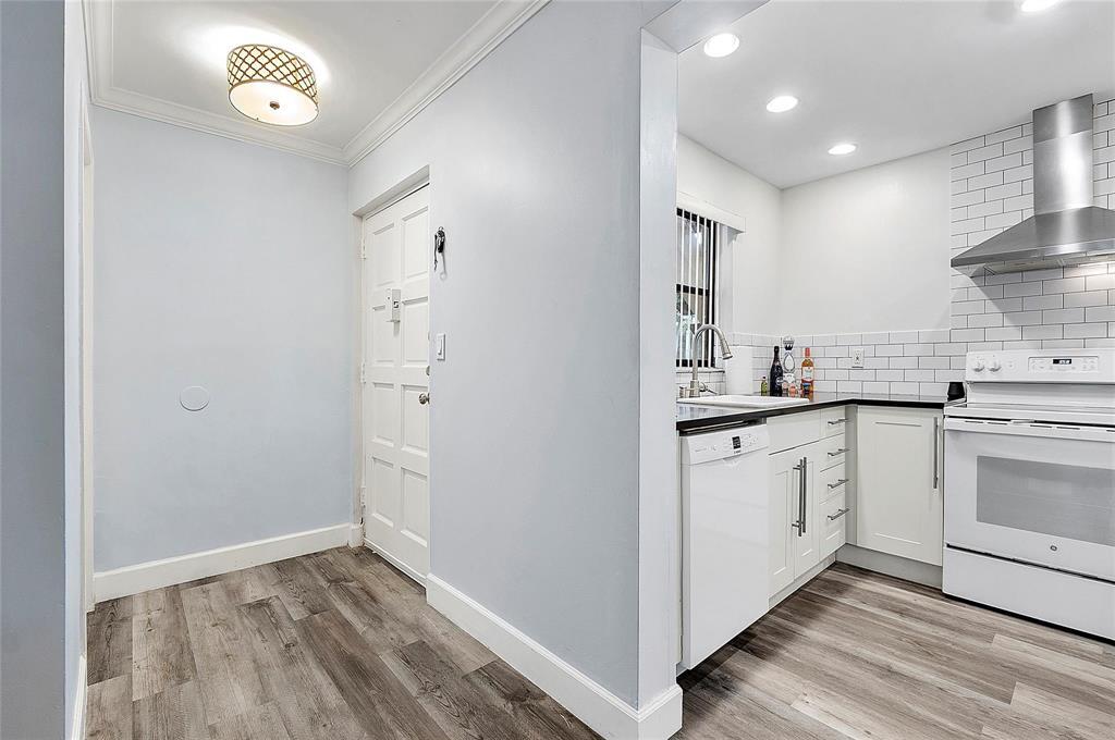 RAINTREE FOREST CONDO - Residential