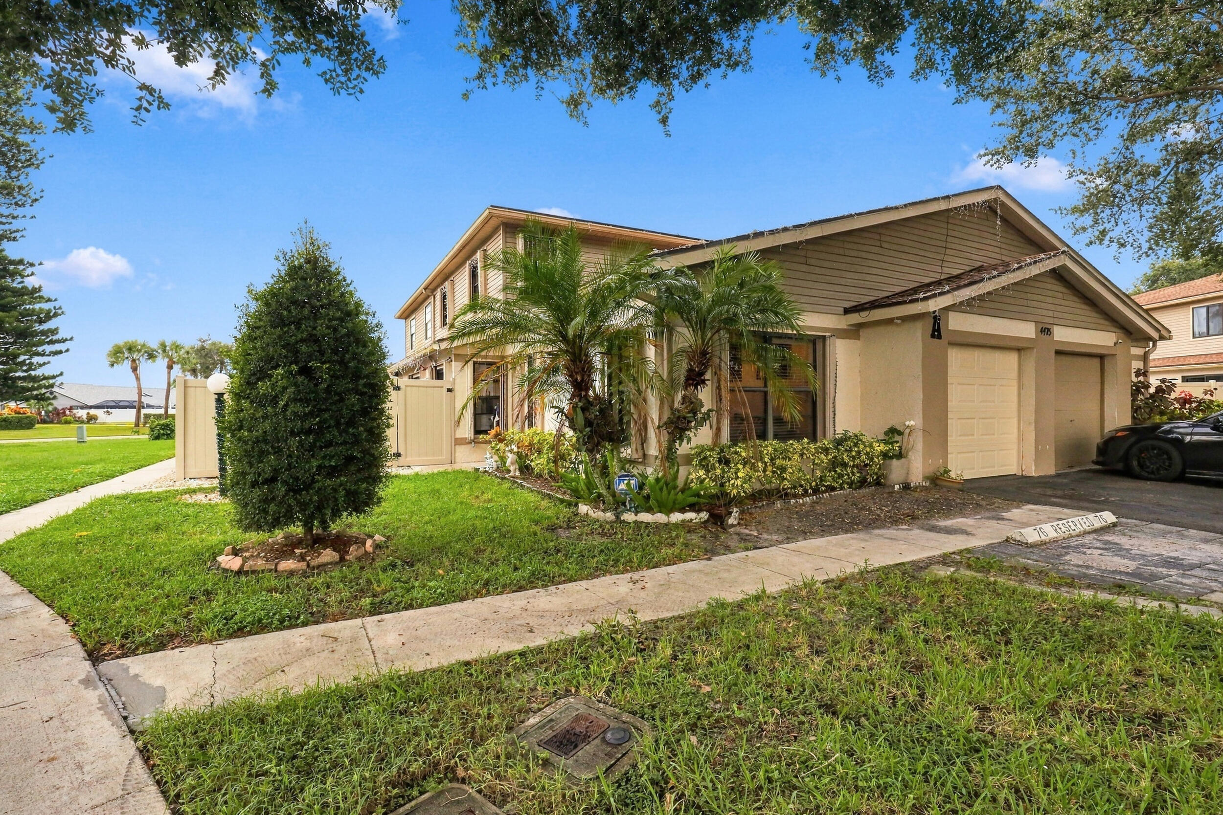 View photos, virtual tours, details... 4475 Willow Pond Road A
