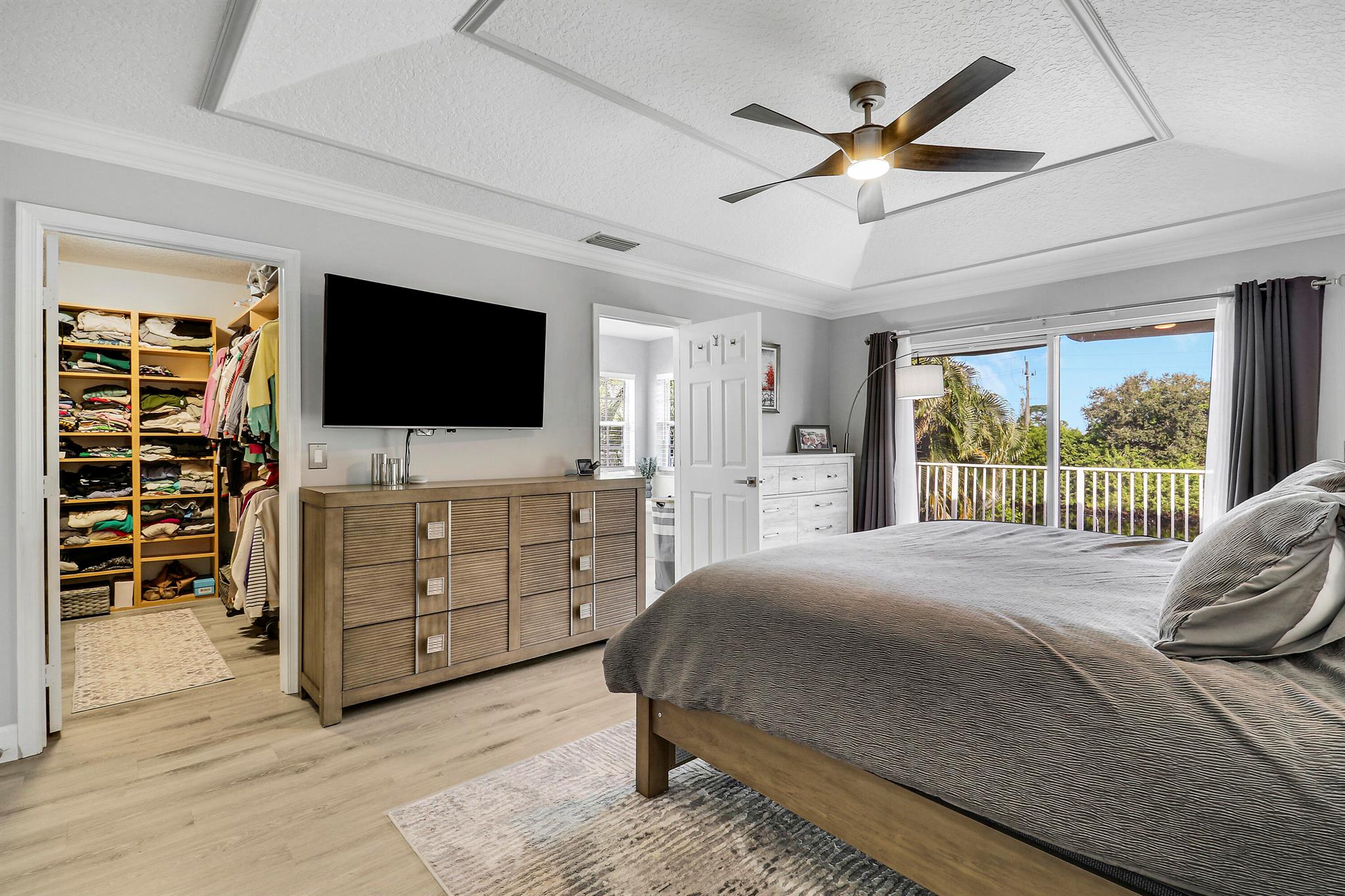 BOYNTON WATERS - Residential