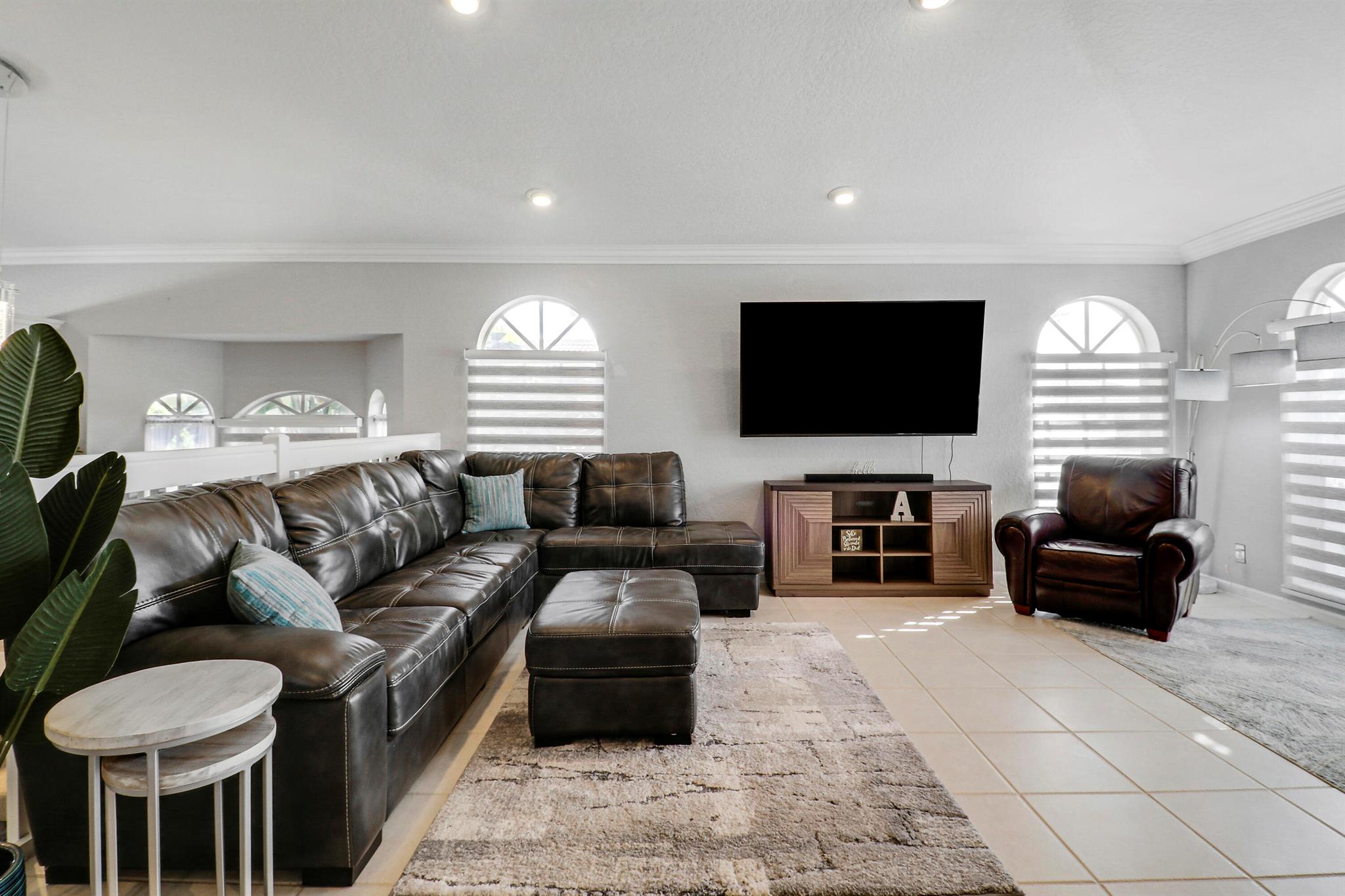 BOYNTON WATERS - Residential