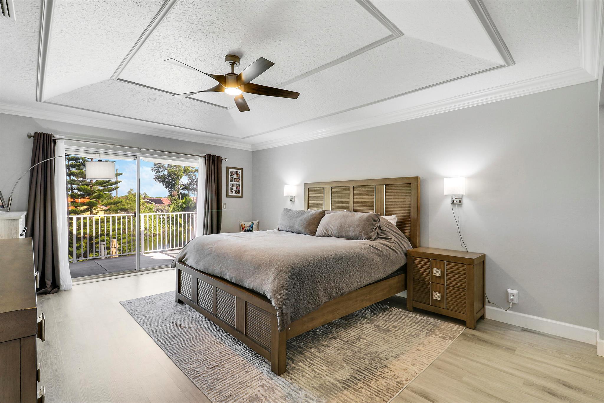 BOYNTON WATERS - Residential