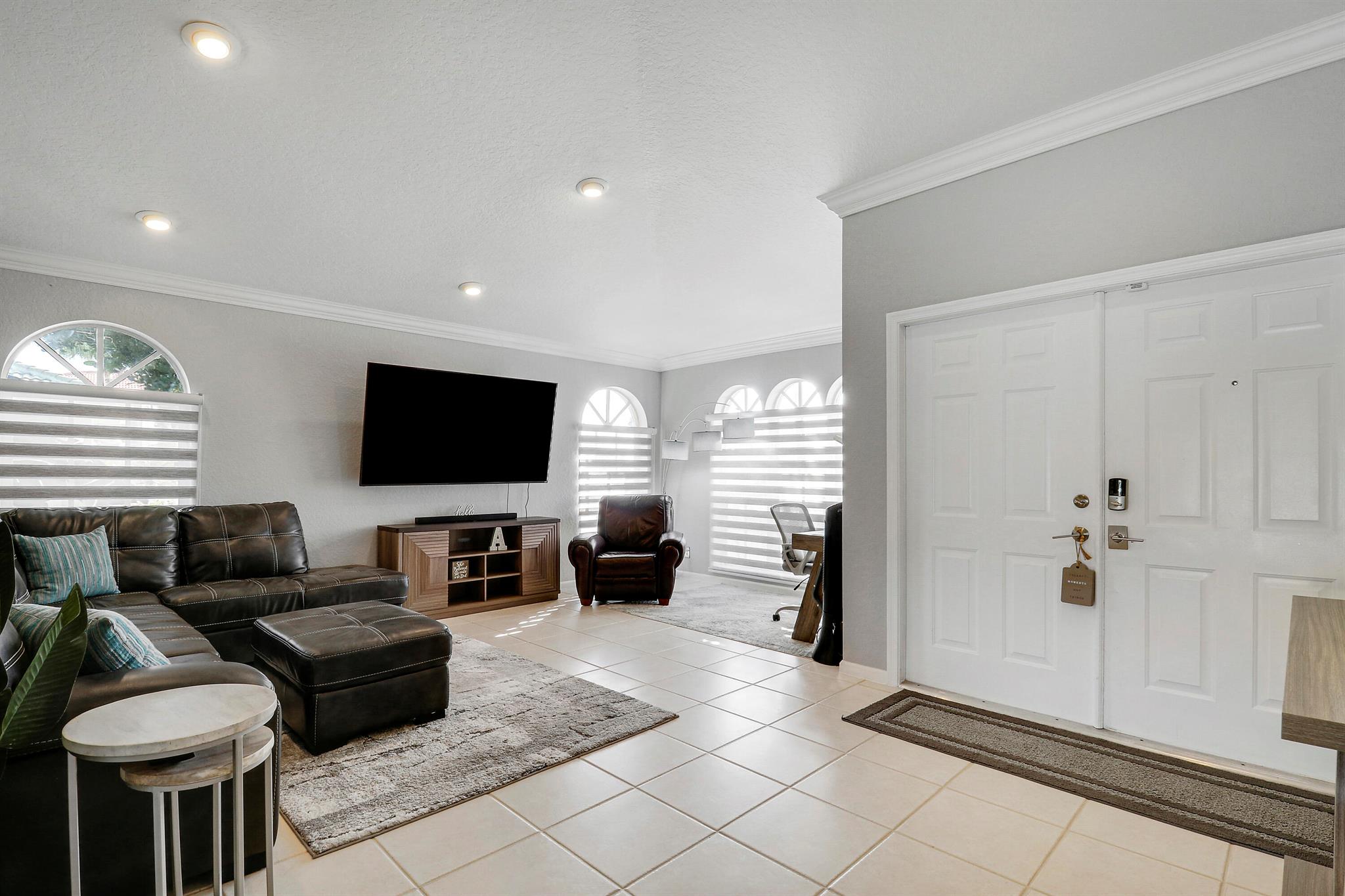 BOYNTON WATERS - Residential